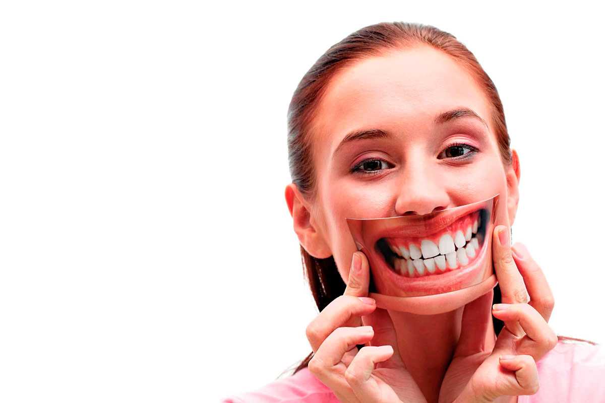 В отличие от животных, люди обнажают зубы не как признак агрессии, а как приветливый располагающий жест Именно человеческому поведению присуща улыбка Ученые называют мимику запрограммированным на уровне ДНК поведением Не секрет, что мы, люди, наслаждаемся