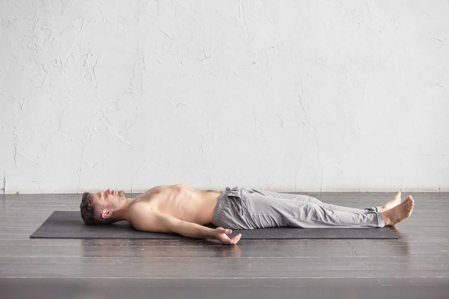 Йога перед сном для начинающих, упражнения для глубокого расслабления при бессоннице