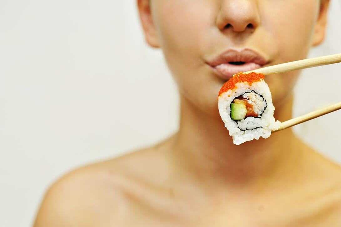 Реально ли похудеть питаясь роллами и суши?