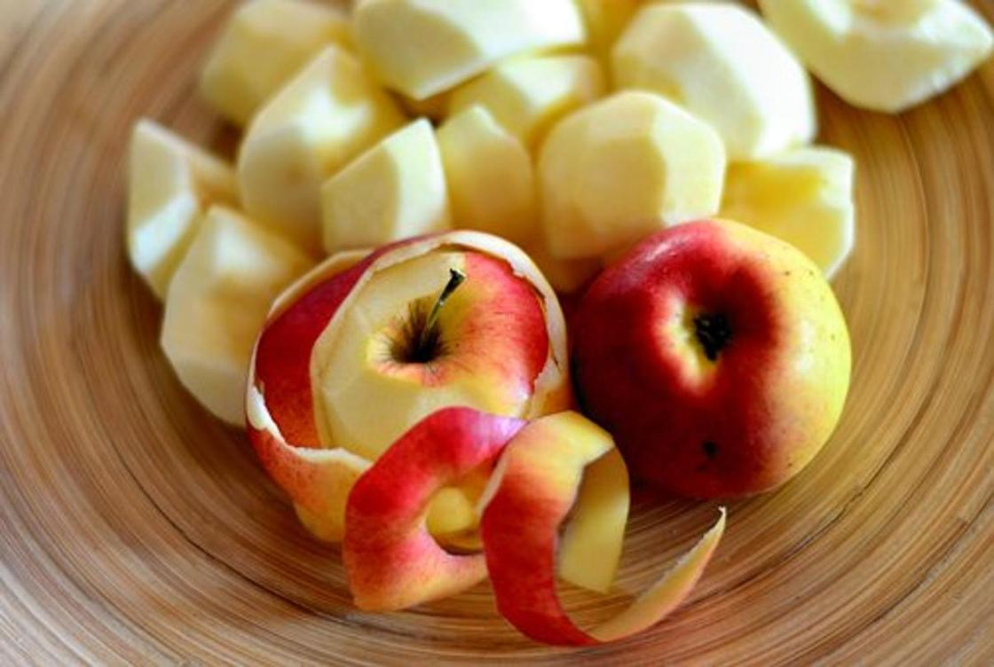 Почему можно и нужно есть яблоки при похудении?