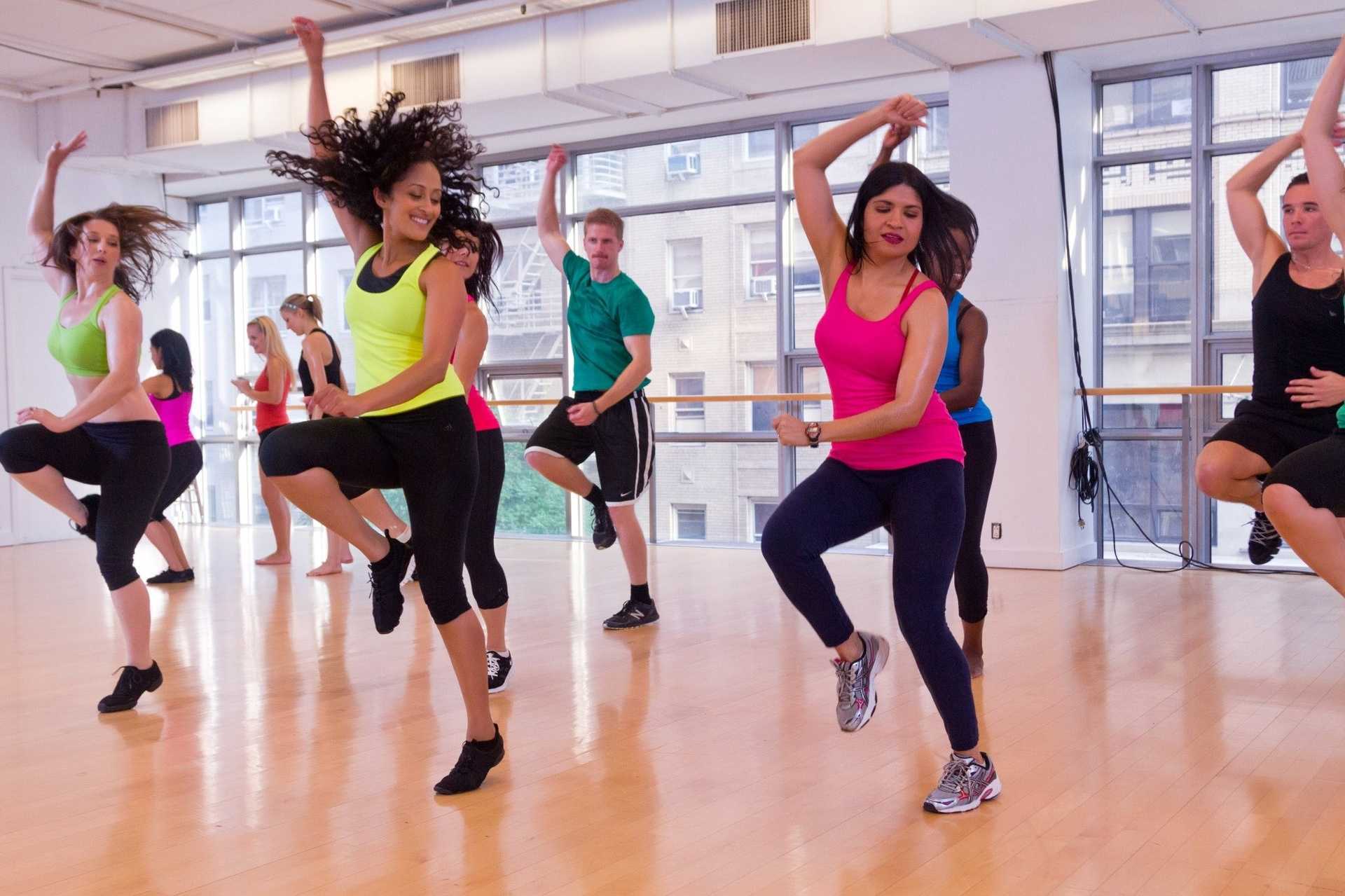 Танцы для похудения: какое направления выбрать для снижения веса