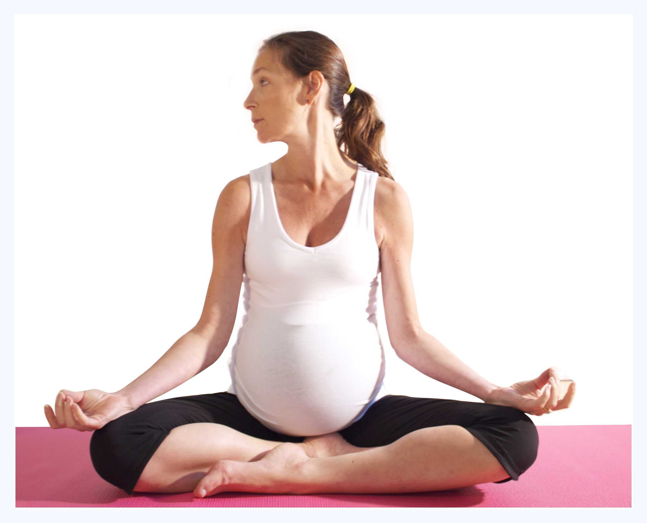 Польза и вред йоги для женщин, упражнения для начинающих, видео, отзывы