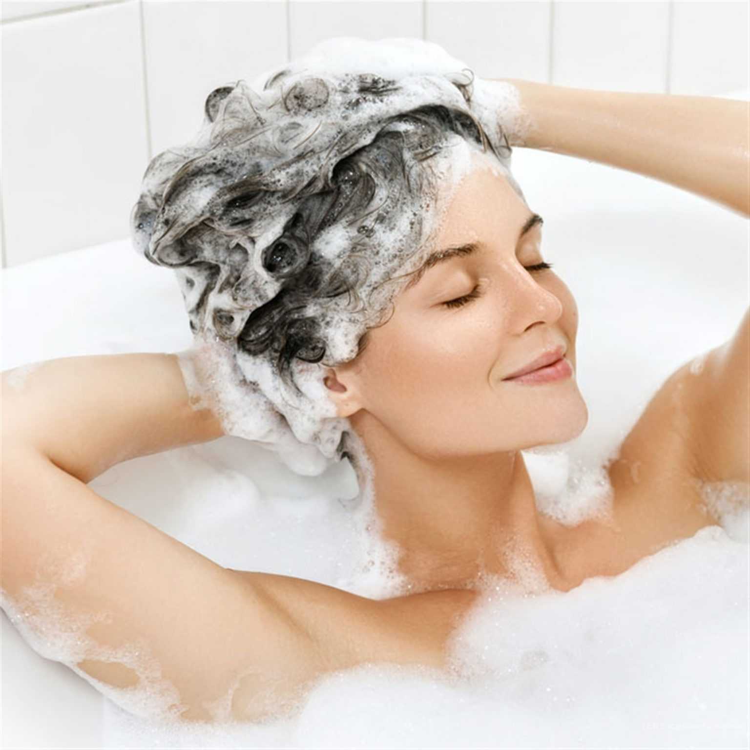 Можно ли мыть голову хозяйственным мылом: что будет с волосами, полезно ли, как правильно, как влияет, мнение экспертов
