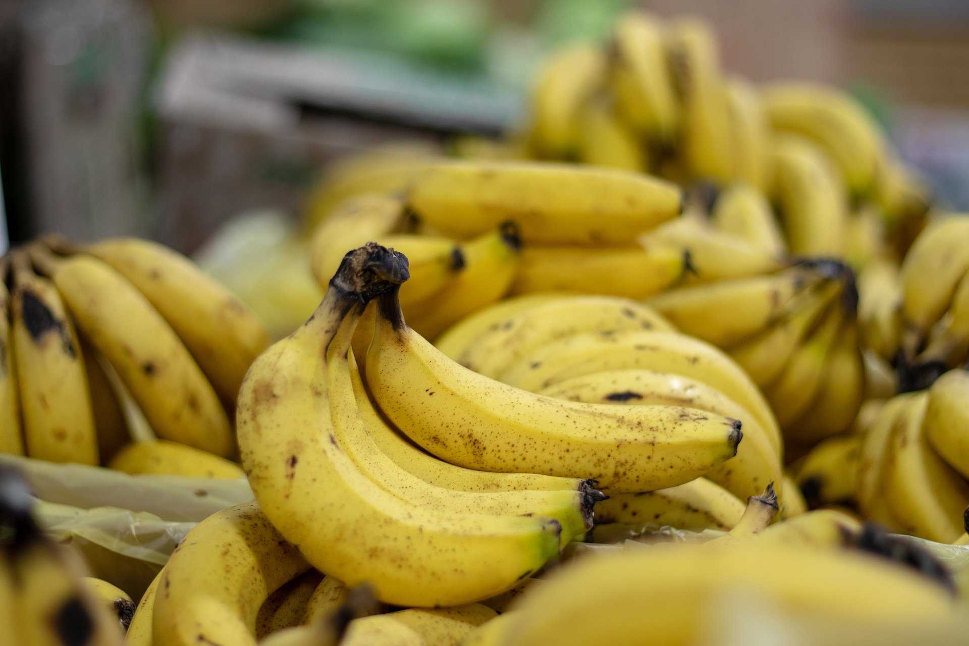 Почему нужно есть бананы каждый день. эти причины меня убедили всегда брать банан с собой!