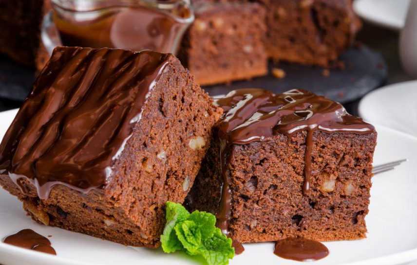 Шоколадный торт брауни - 6 классических рецептов