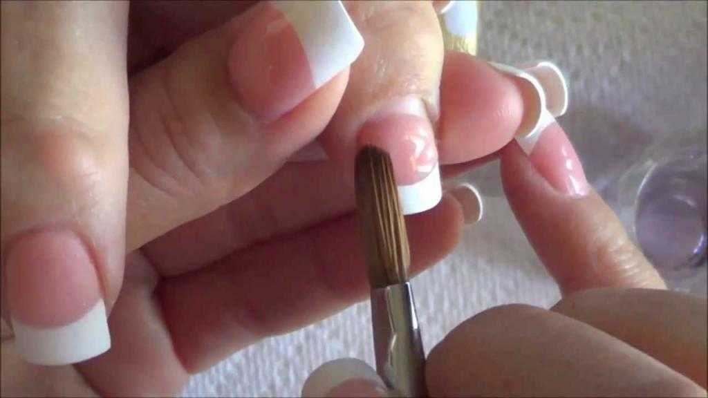 Новичкам: как пользоваться акриловой пудрой для ногтей