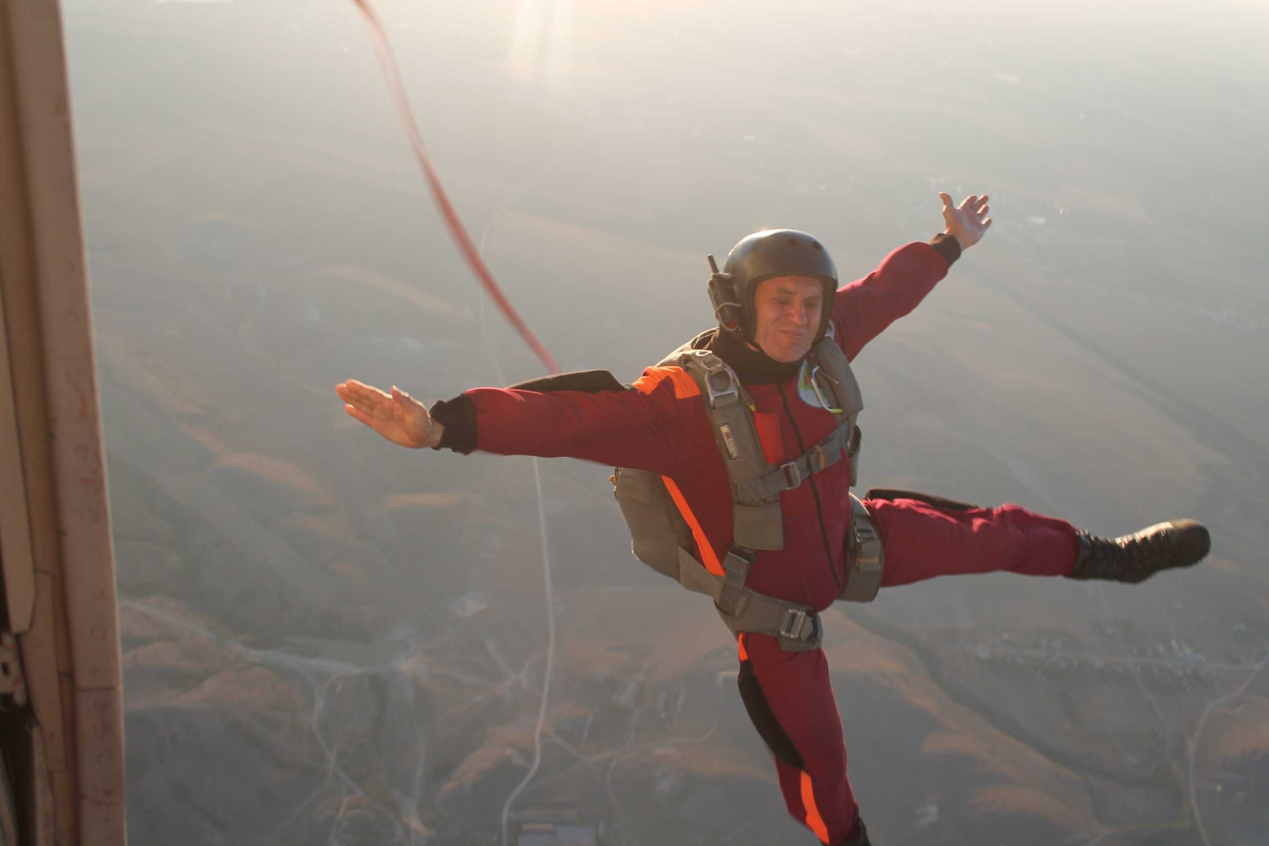 Как стать парашютистом: любитель скайдайвинга расскажет