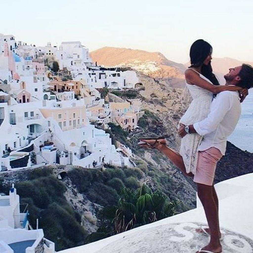 Sex In Santorini